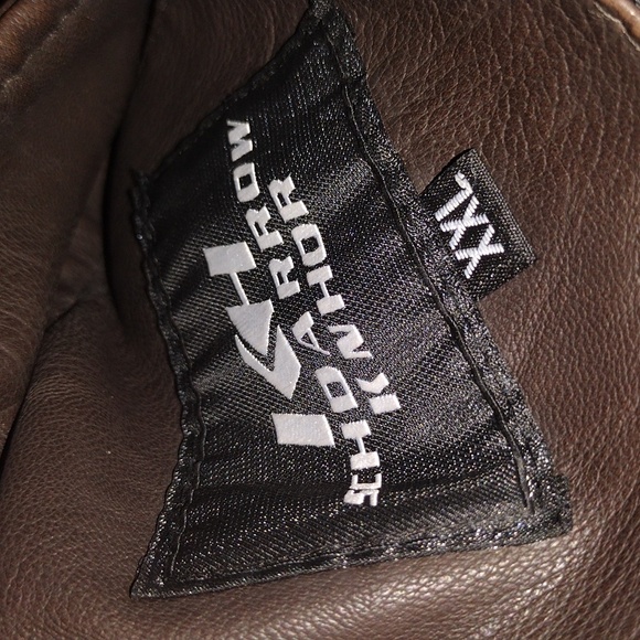 Leather Jacket - Picture 3 of 8